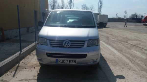 dezmembrez volkswagen transporter t5