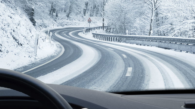 Sfaturi pentru șoferii începători în sezonul rece